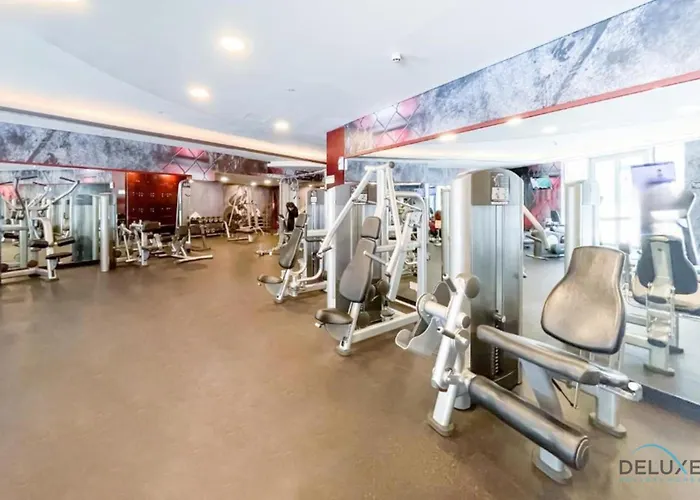 Spacious 2Br At Murjan Emaar Six Towers Dubai Marina By Deluxe Holiday Homes