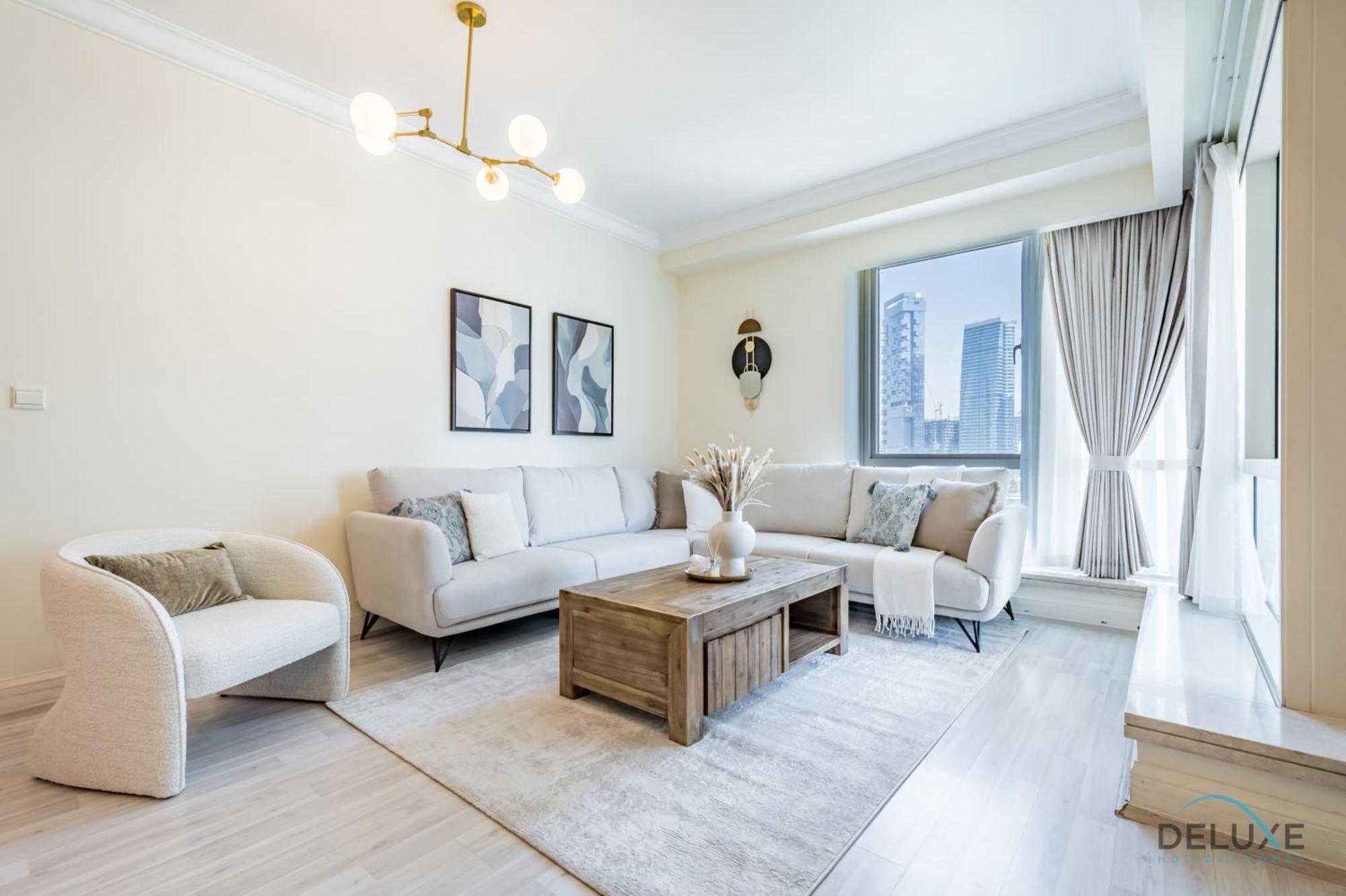 Spacious 2br At Murjan Emaar Six Towers Marina By Deluxe Homes Апартаменты